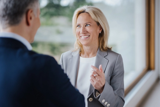 Employees in conversation